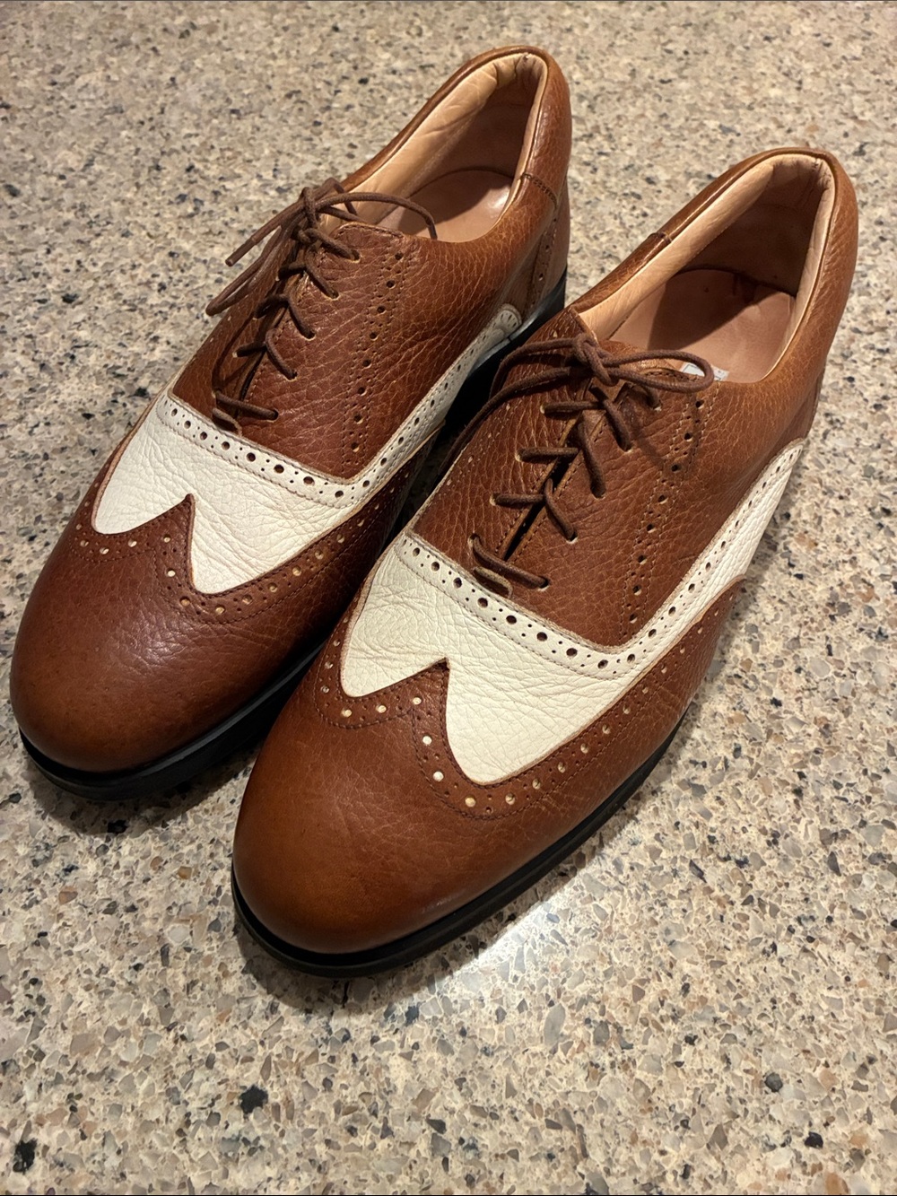 Rare Men’s 8.5 (9.5US) Rangoni Two-Tone Brown and Cream Wingtip  Golf Shoes